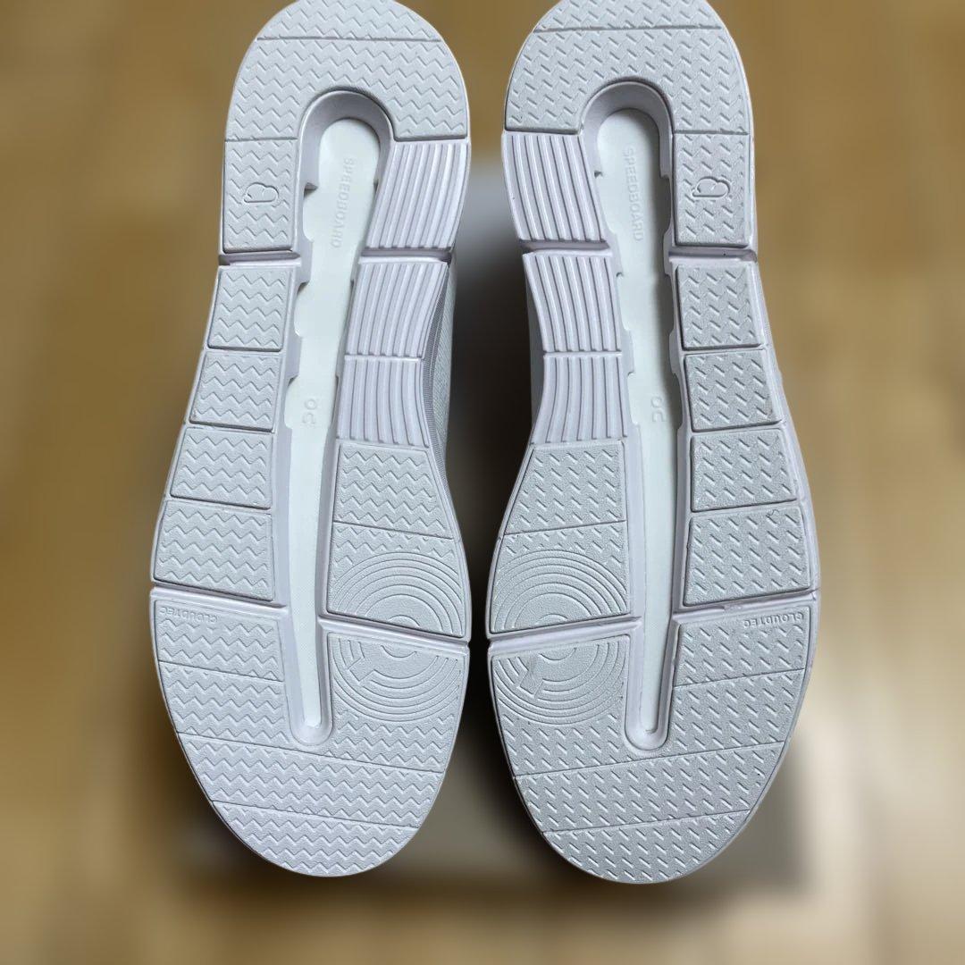 オン　ロジャースピン　メンズ27.0cm 新品未使用