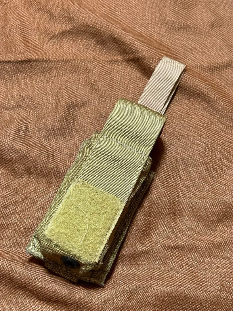 実物eagle製mlcs m4トリプルマガジンポーチ＆ピストルマグポーチ