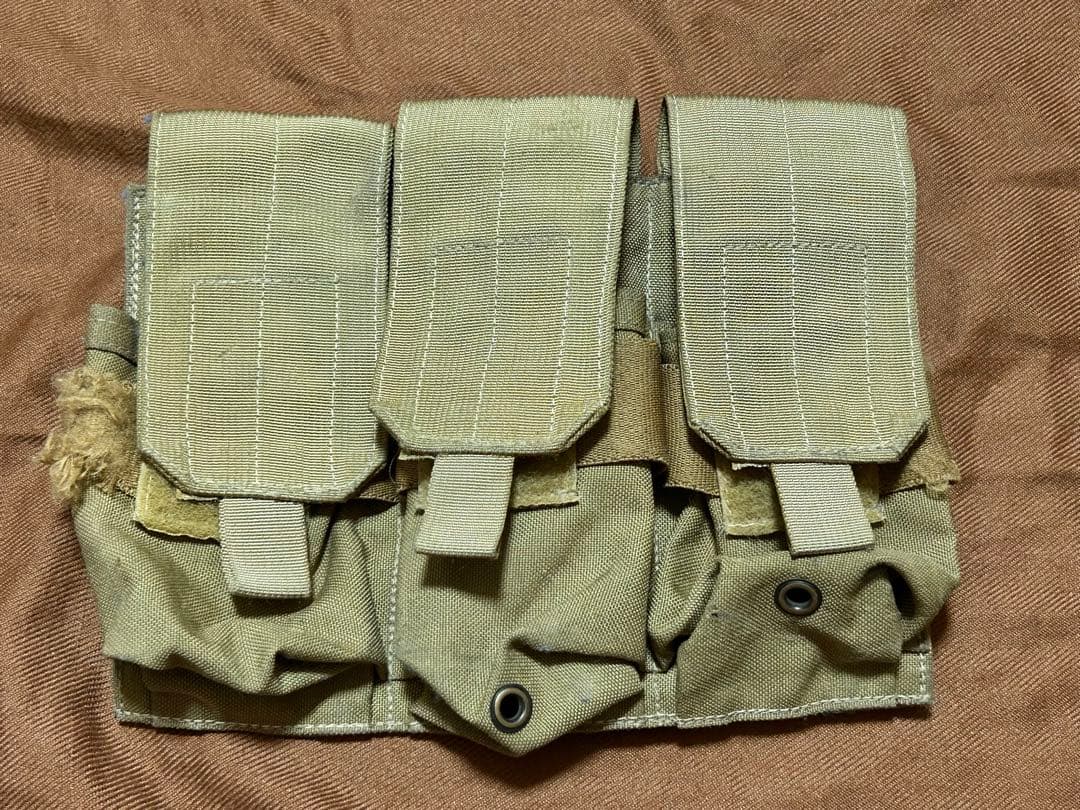実物eagle製mlcs m4トリプルマガジンポーチ＆ピストルマグポーチ