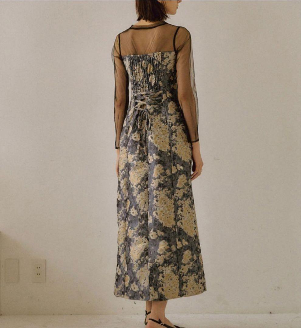 Meandering Jacquard pencil dress / リルアー