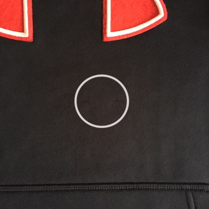 アンダーアーマー パーカー ブラック×レッド