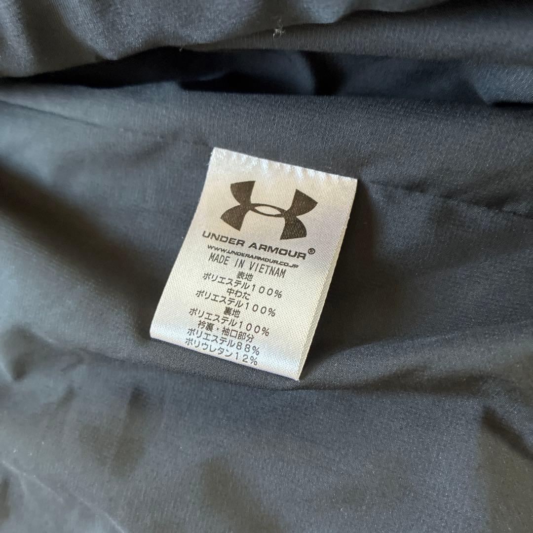 UNDER ARMOUR ブラック ベンチコート 中綿　LG