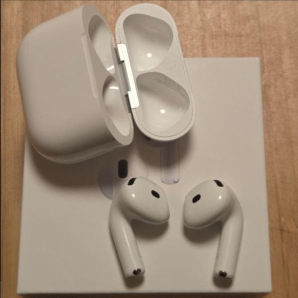 AirPods 4 ANC アクティブノイズキャンセリング機能搭載