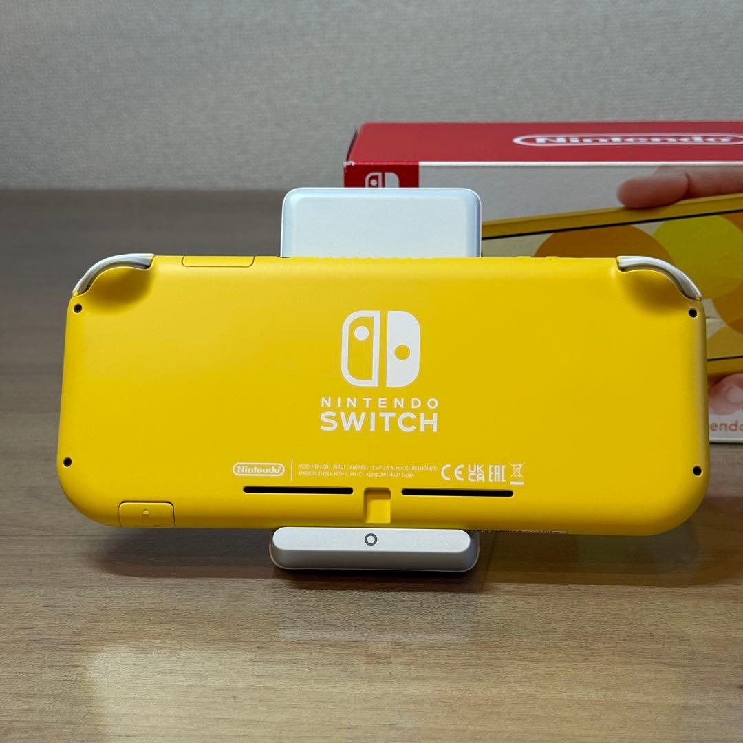 6-267 Switch LITE イエロー 箱付き