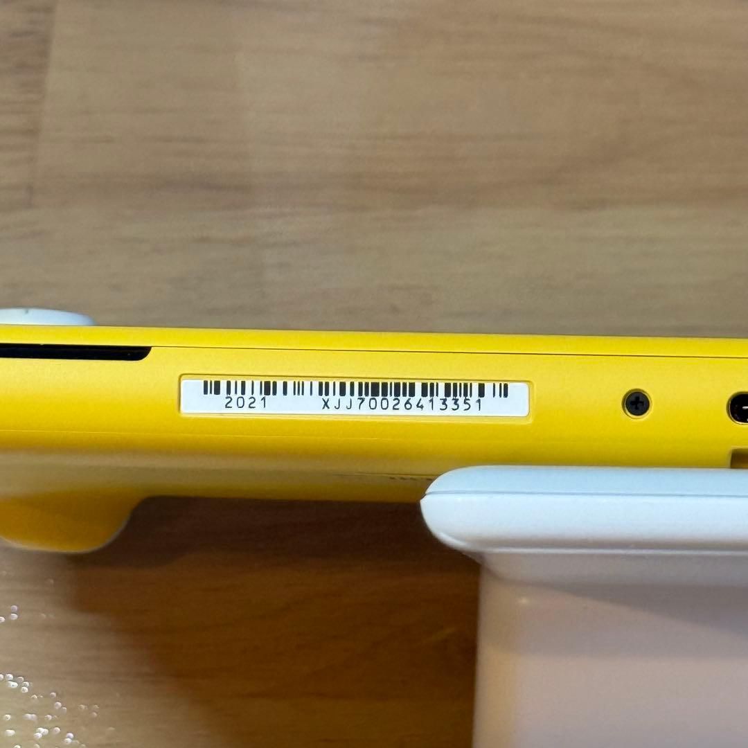 6-267 Switch LITE イエロー 箱付き