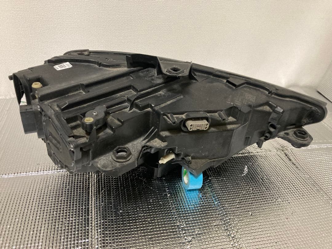 アウディA3 8Vヘッドライト左側