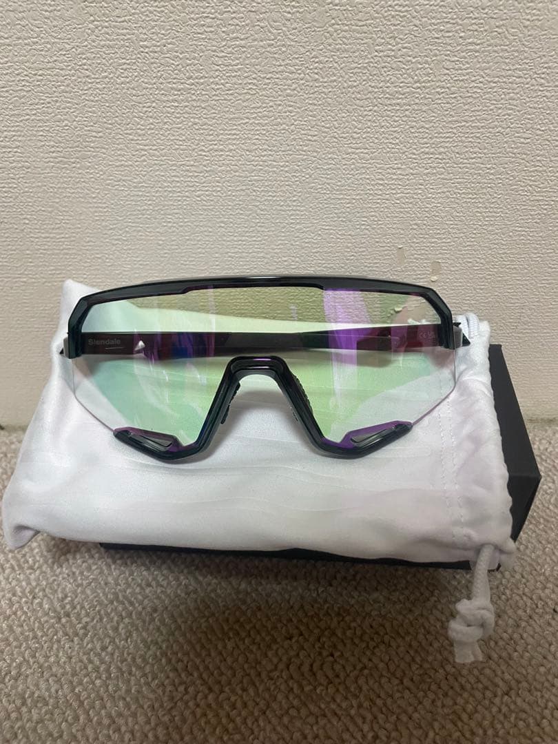 ワンハンドレッド　100% サングラス