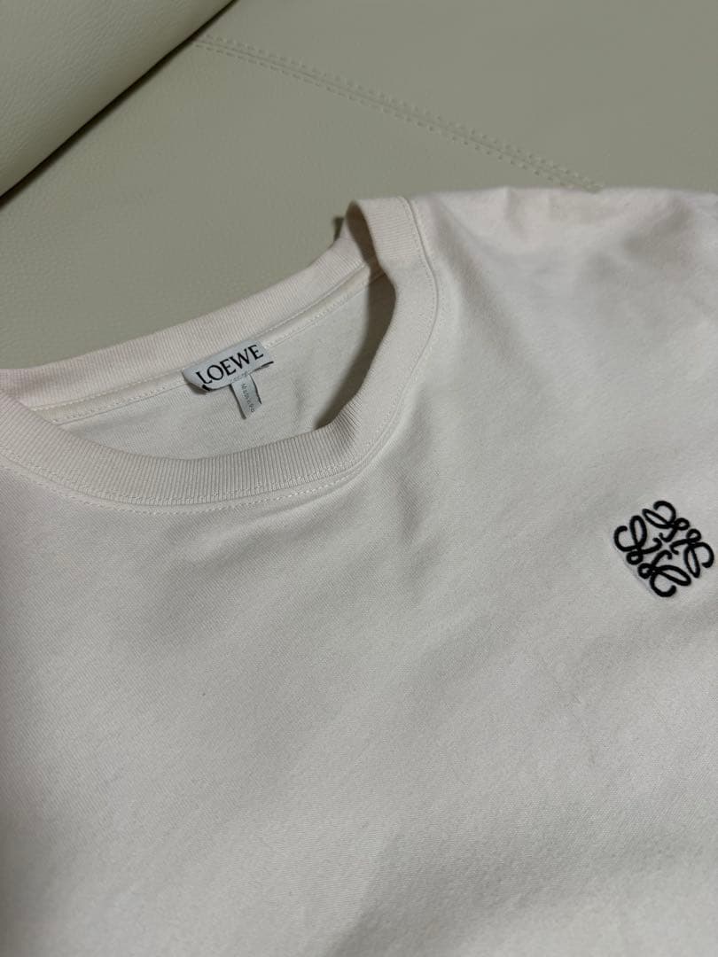 ロエベ　Tシャツ