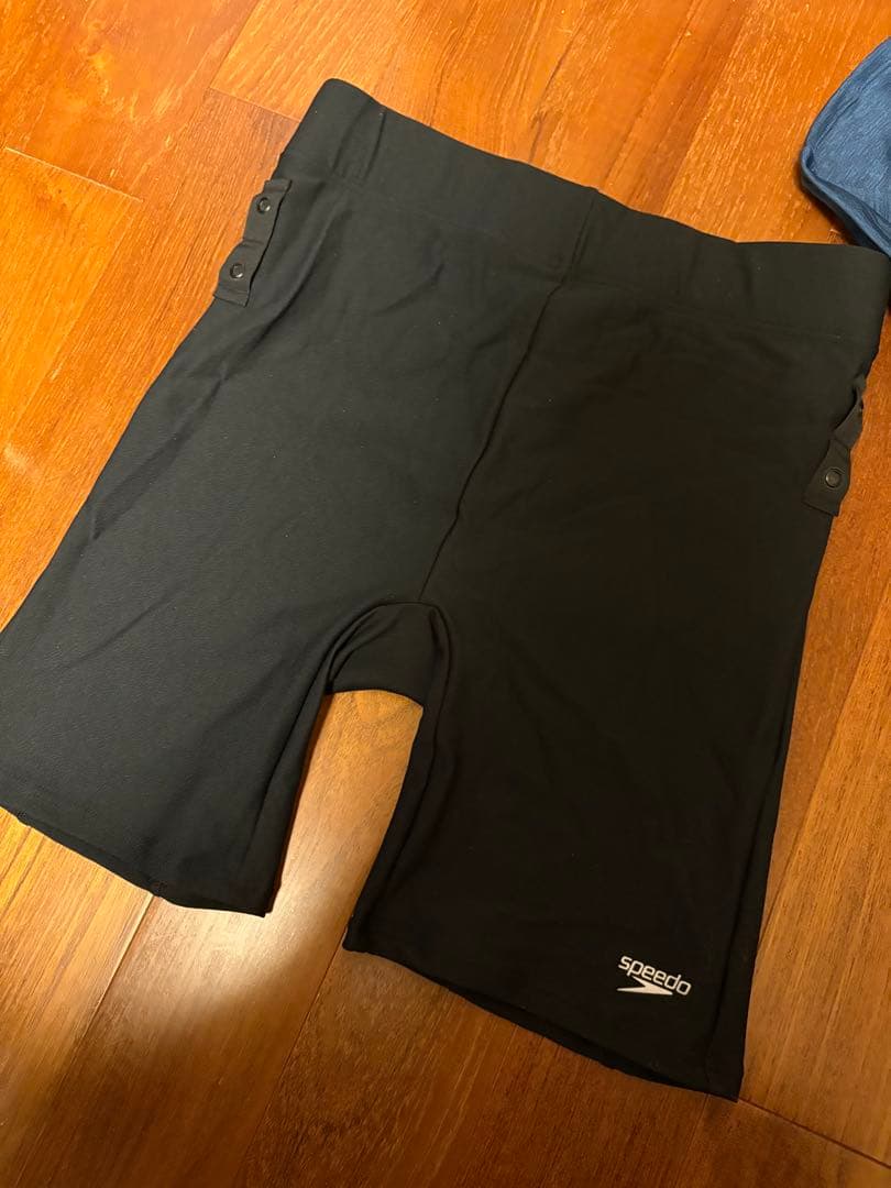 Speedo スポーツ用水着 セット