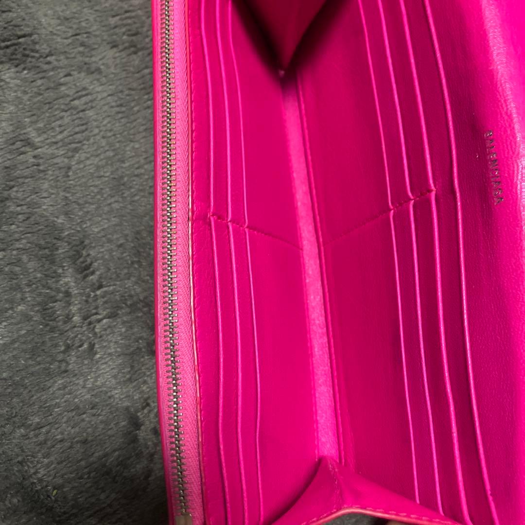 長財布　ピンク　折財布　レディーズ　バレンシアガ