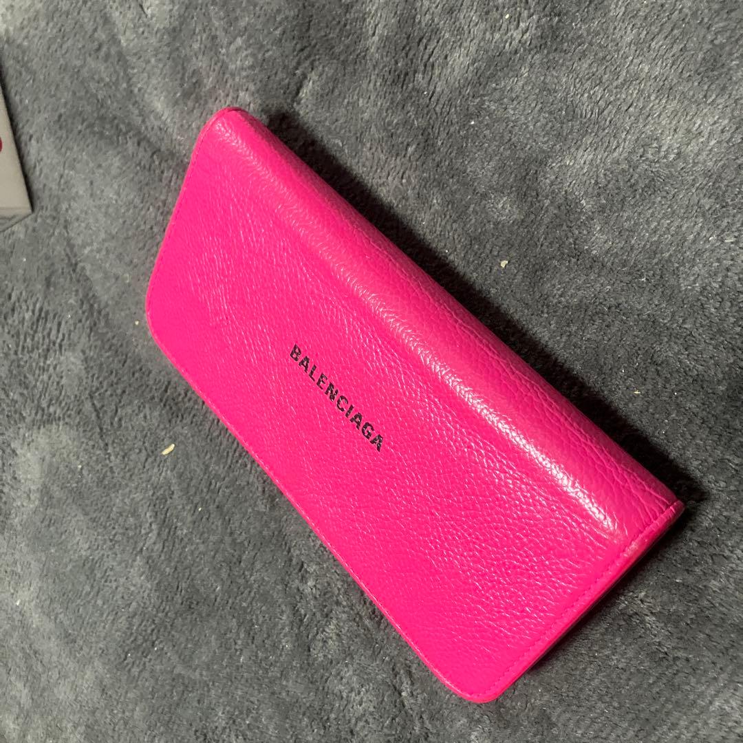 長財布　ピンク　折財布　レディーズ　バレンシアガ