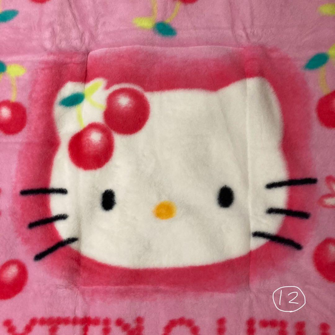 ハローキティ　さくらんぼ　毛布　ブランケット　レトロ