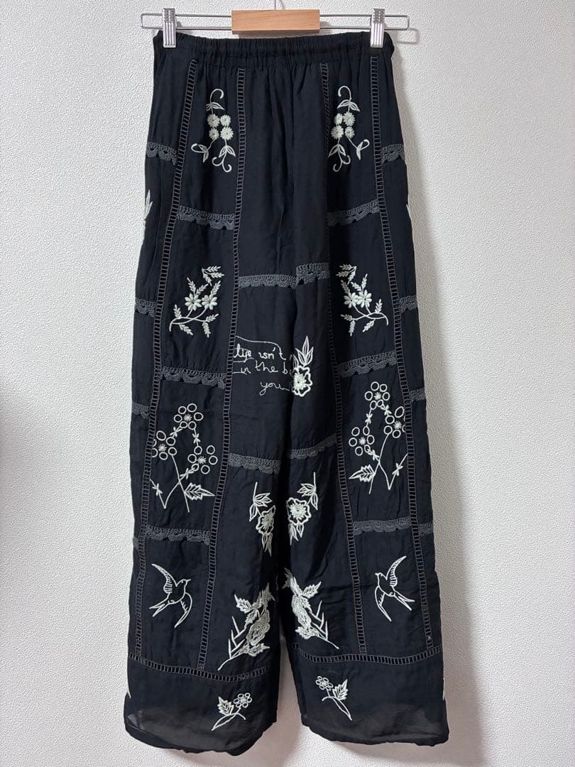 しろちゃんさま専用 Embroidery Patchwork Trousers