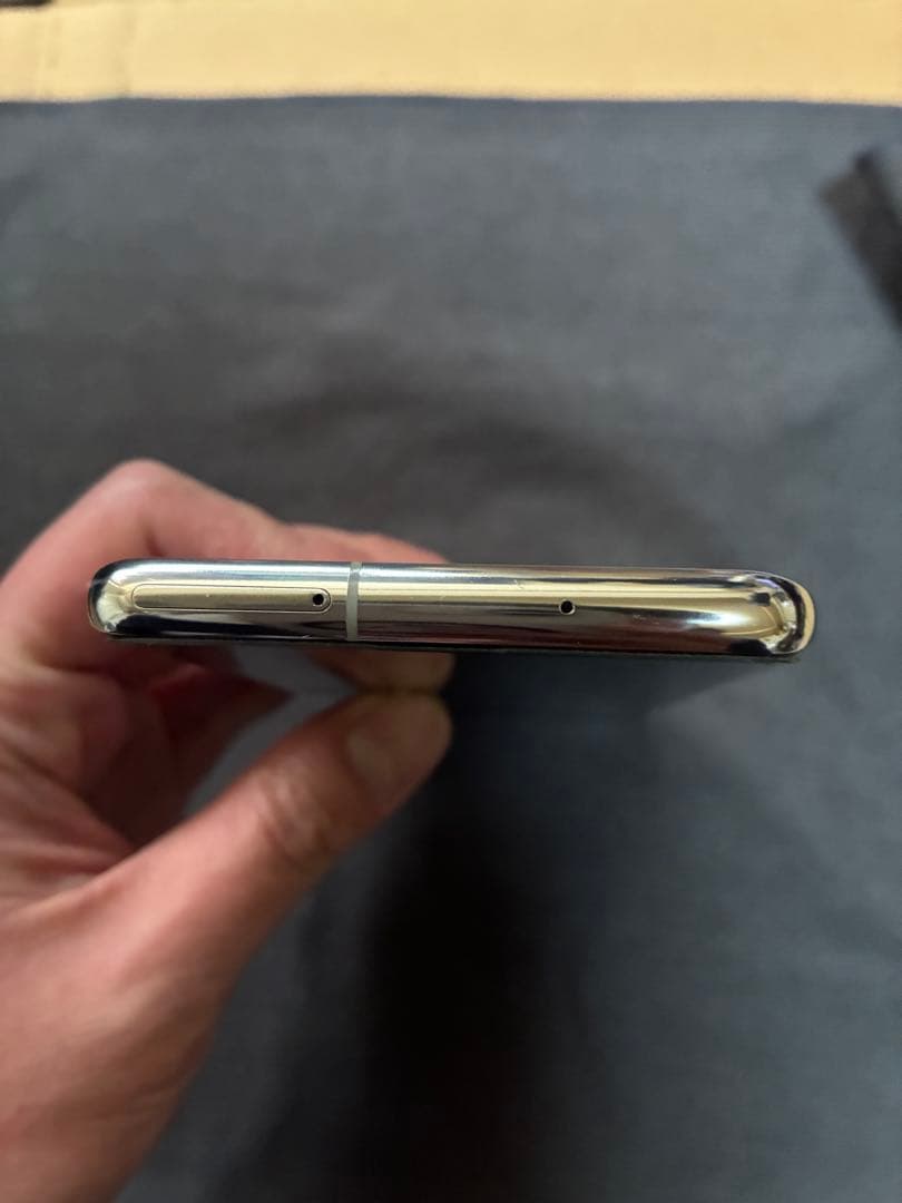 Galaxy S10 SC-03L SIMフリー プリズムホワイト