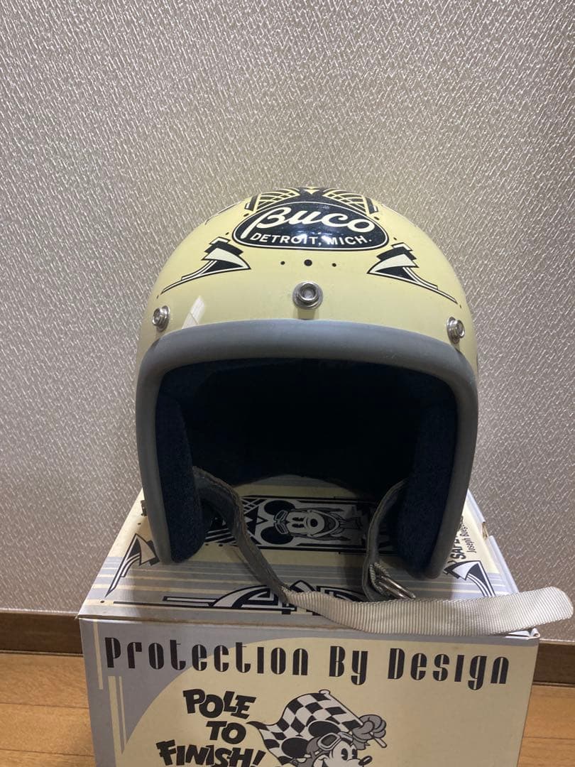 ディズニー　ミッキーマウス　Buco ヘルメット　XS