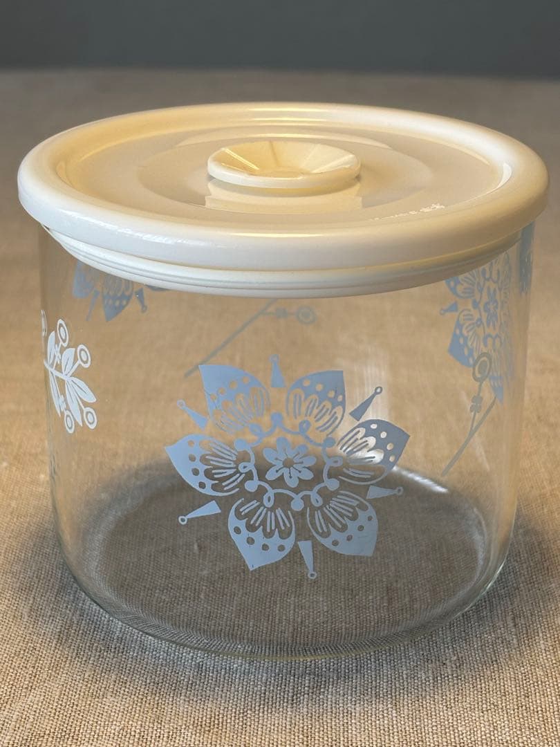 イワキ保存容器