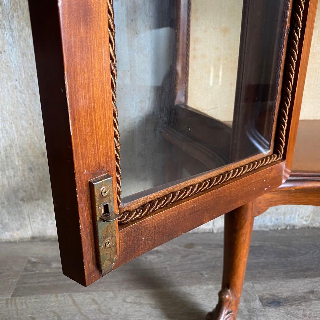 ヴィンテージ ガラスキャビネット　猫脚キャビネット　サイドボード