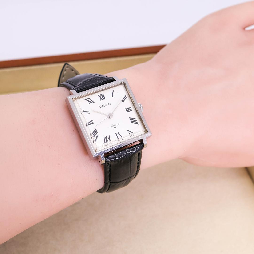 ジャンク品 SEIKO 腕時計 機械式 手巻き スクエア 17石 2106