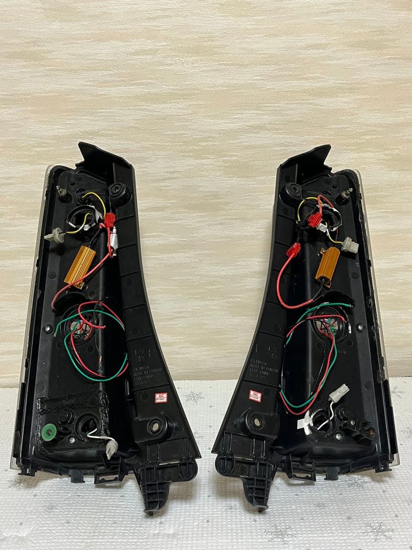 球切れ無し N-BOX フル LEDテール クリスタルアイ