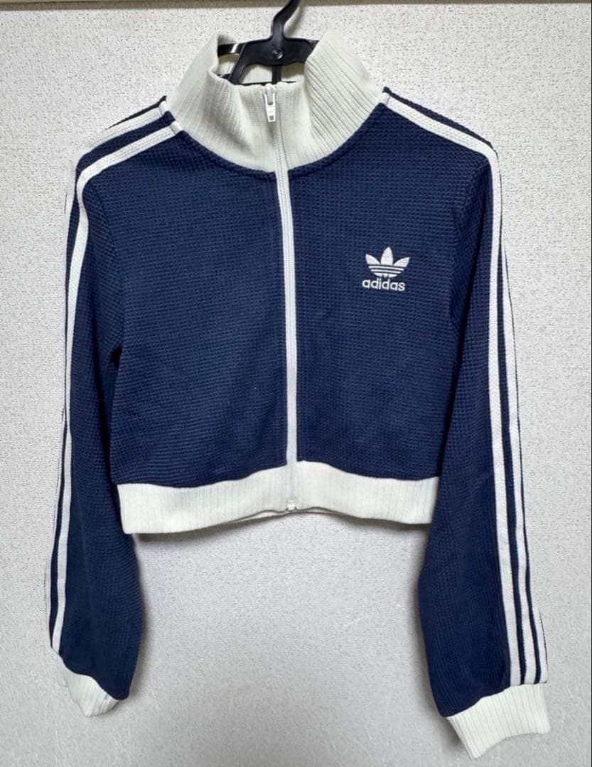★kumi✴︎  adidas クロップトラックジャケット M