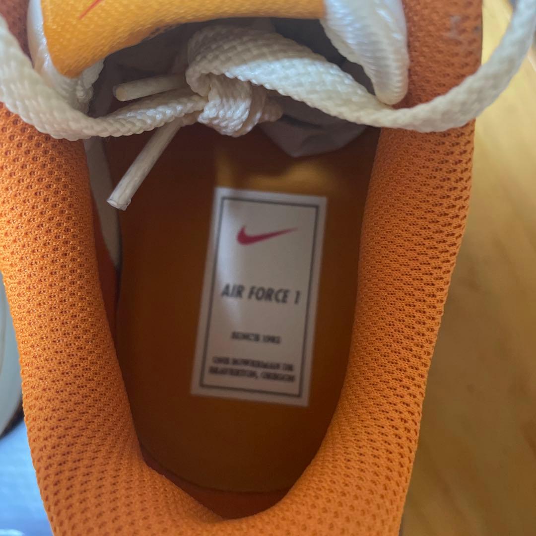 Air Force 1 Low '07 LV8 限定　メンズ25、レディ25.5