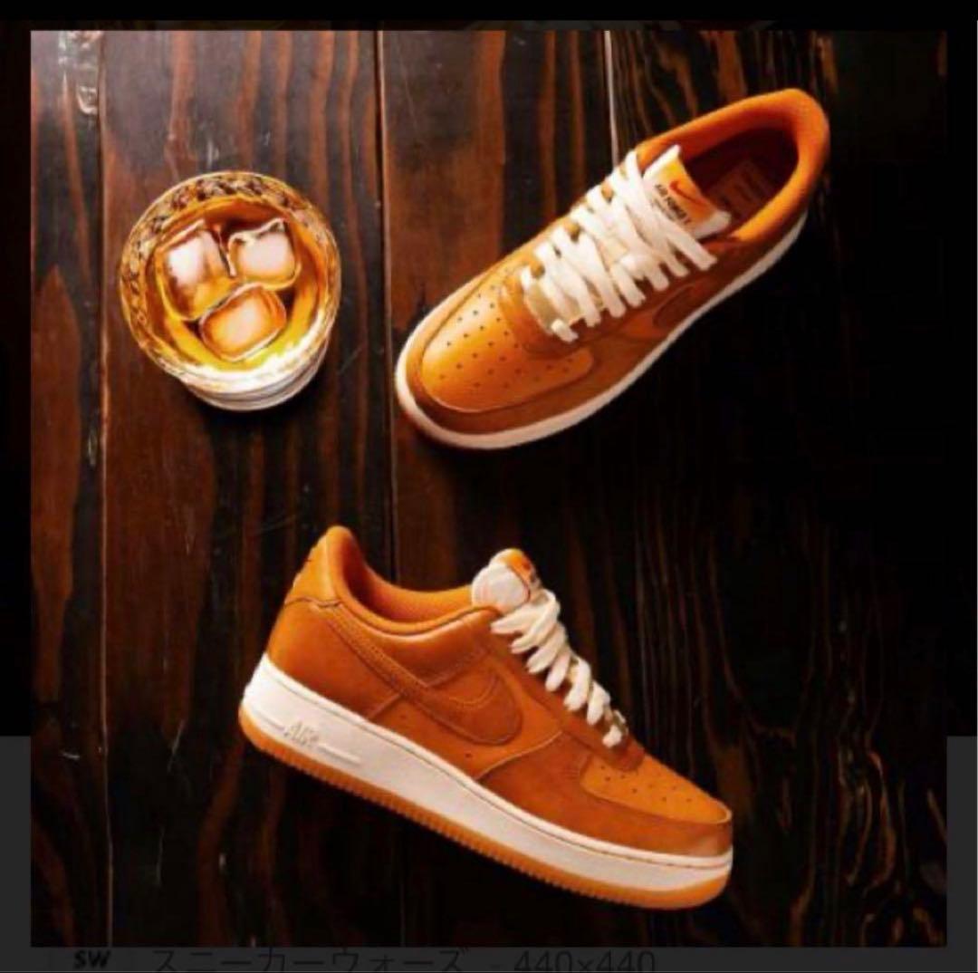 Air Force 1 Low '07 LV8 限定　メンズ25、レディ25.5