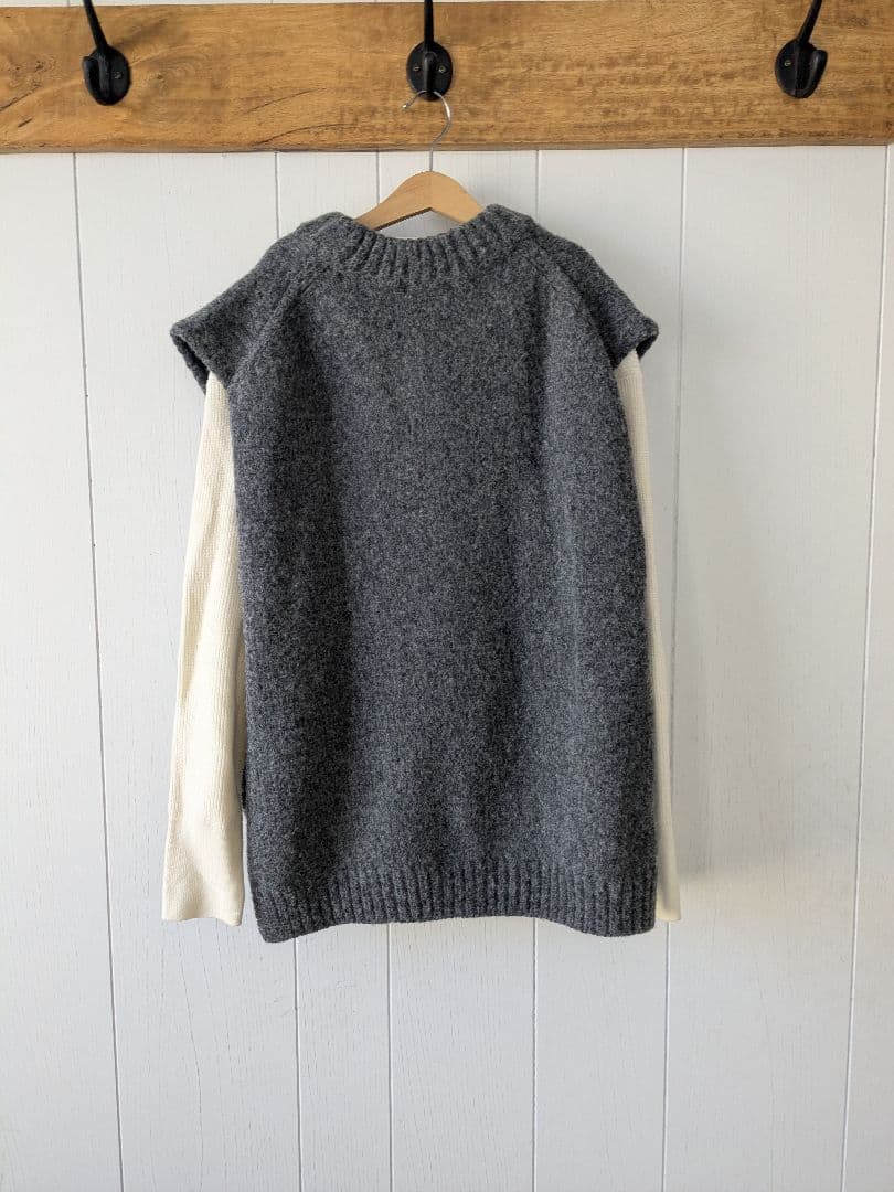 saya かぐれ トグル釦ニットベスト グレー