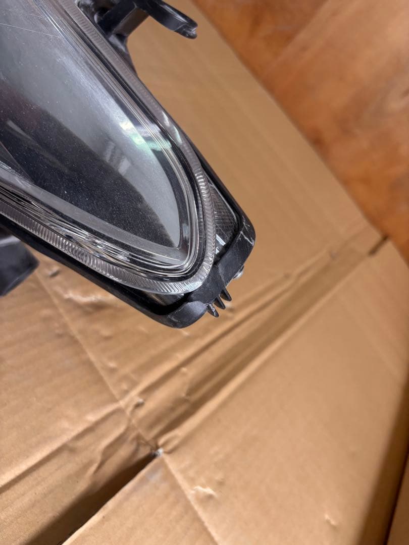 トヨタ　カローラフィールダー KOITO 12-595 左　ヘッドライト