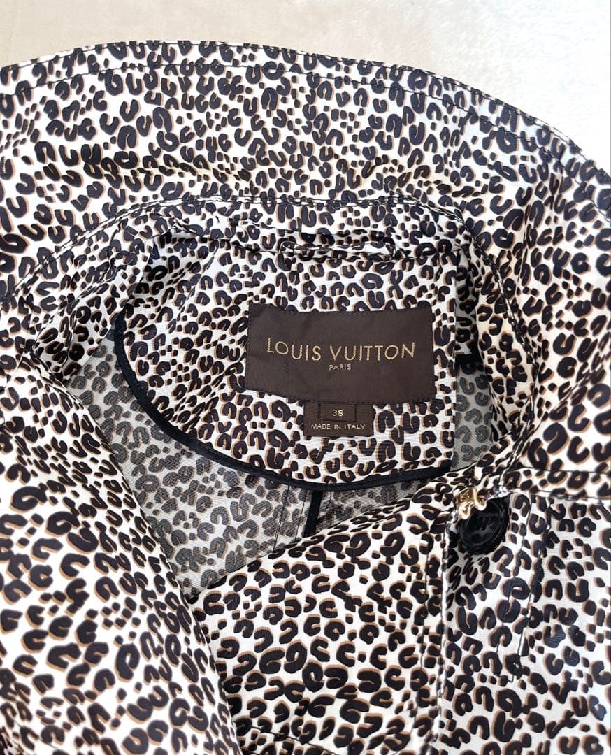 ルイヴィトン　LOUIS VUITTON レオパード　ナイロンコート