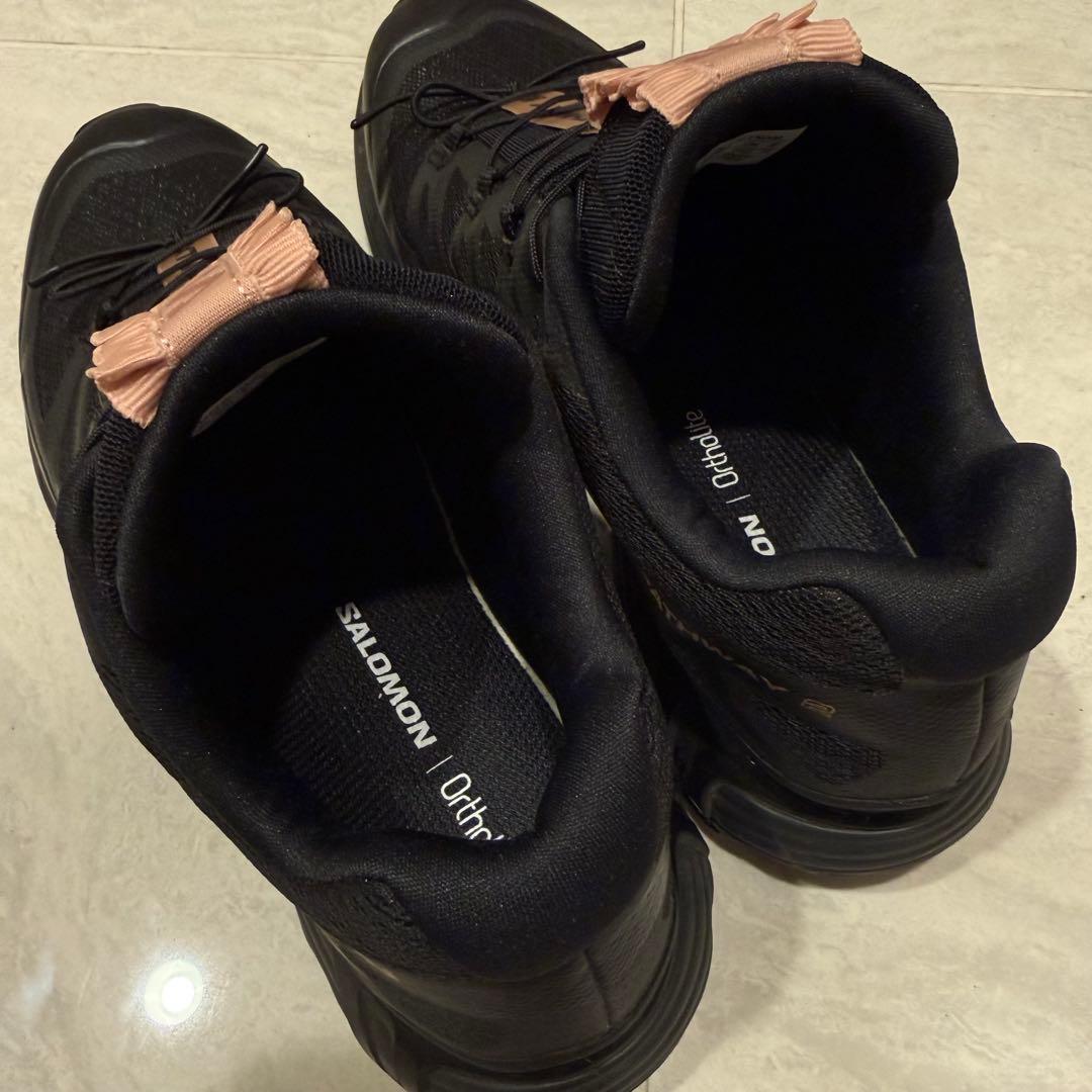 【Salomon】XT-PATHWAY 2 SATIN スニーカー