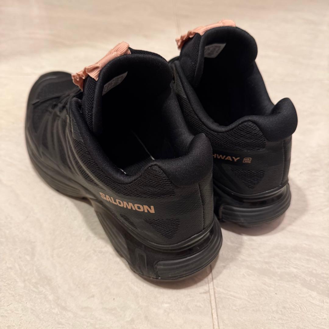 【Salomon】XT-PATHWAY 2 SATIN スニーカー