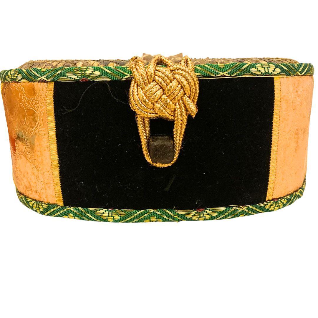 未使用 三線 沖縄 本革 沖縄伝統 本三味線 蛇皮 本皮 箱付き