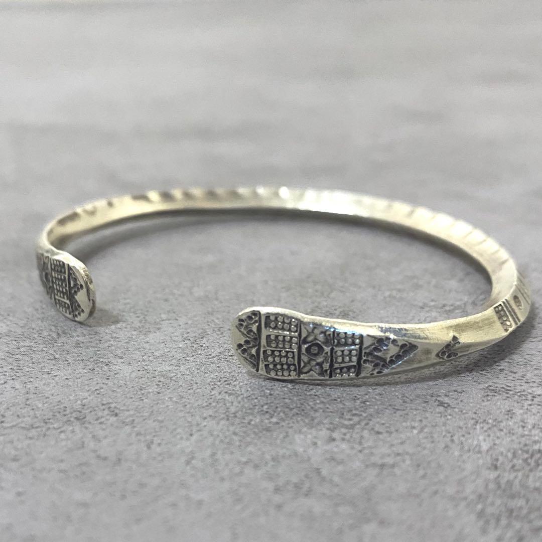 【新品・未使用】バングル カレンシルバー ハンドメイド 純銀97% カレン族