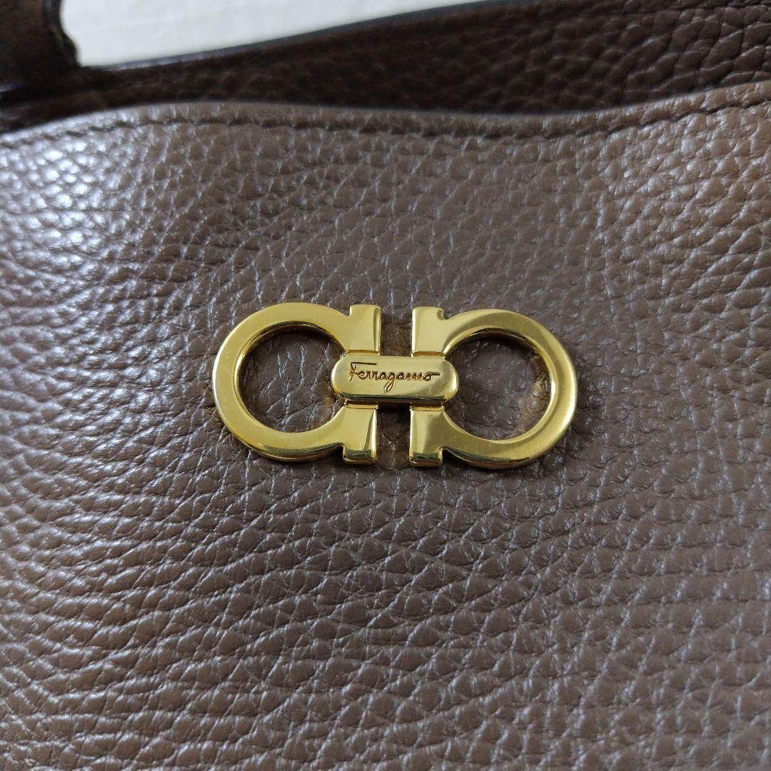 Salvatore Ferragamo ブラウン トートバッグ