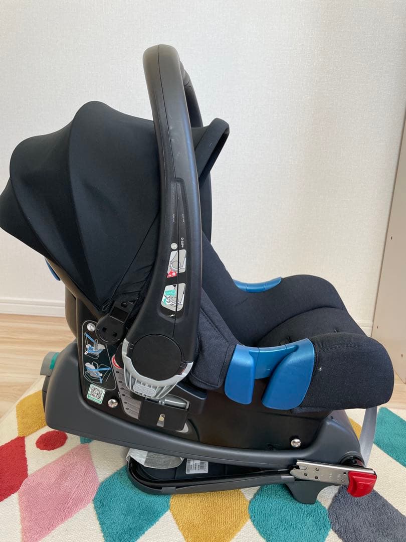ボルボ 純正 新生児用 後ろ向き チャイルドシート