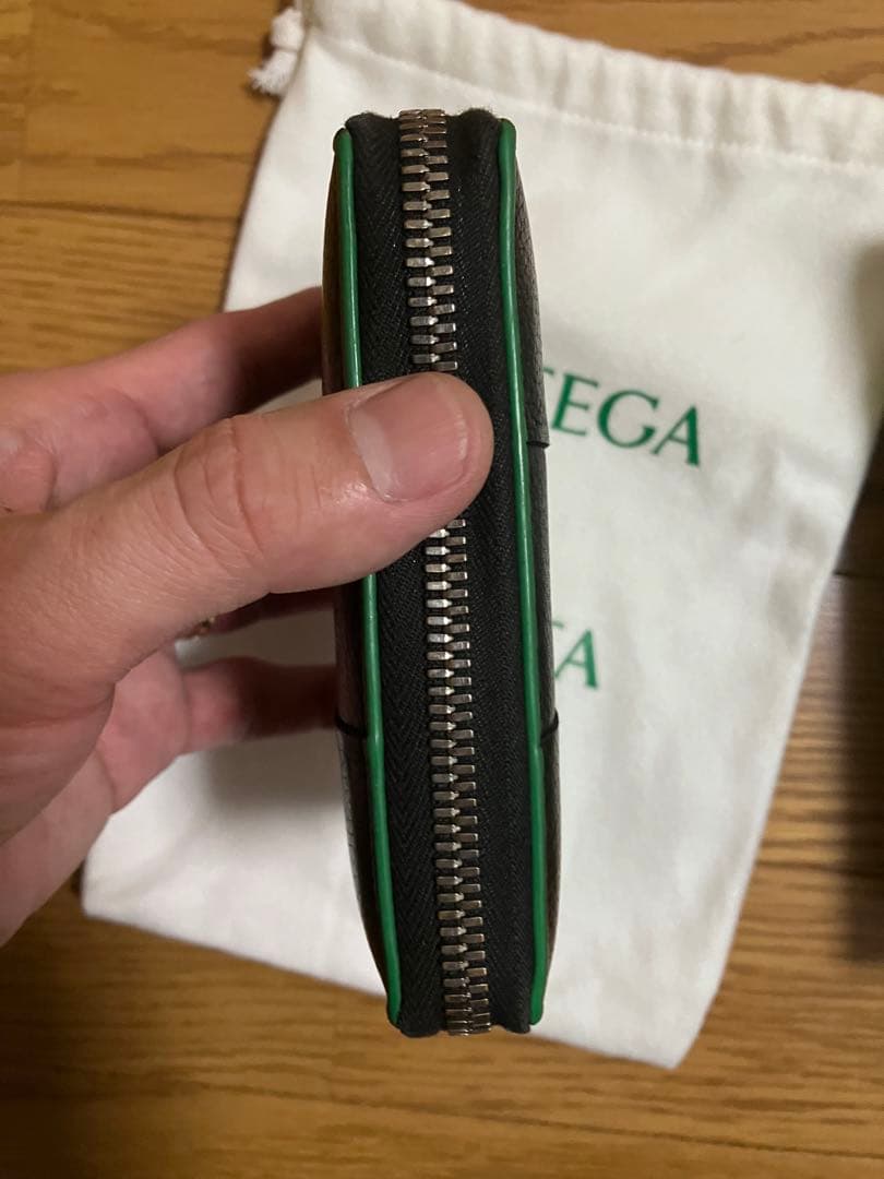 BOTTEGA VENETAボッテガ　カセットラウンドファスナーウォレット美品