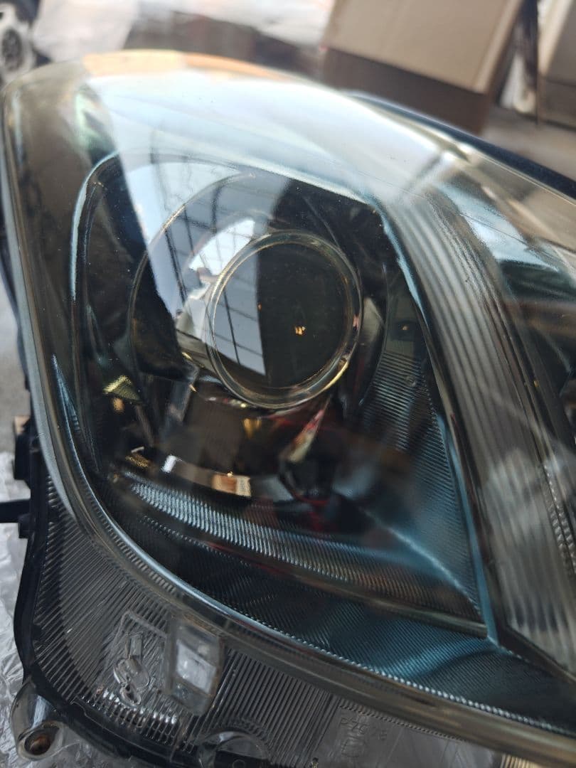 200系クラウン後期ヘッドライト　左右