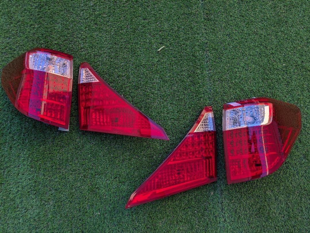 専用品　20アルファード　純正テール