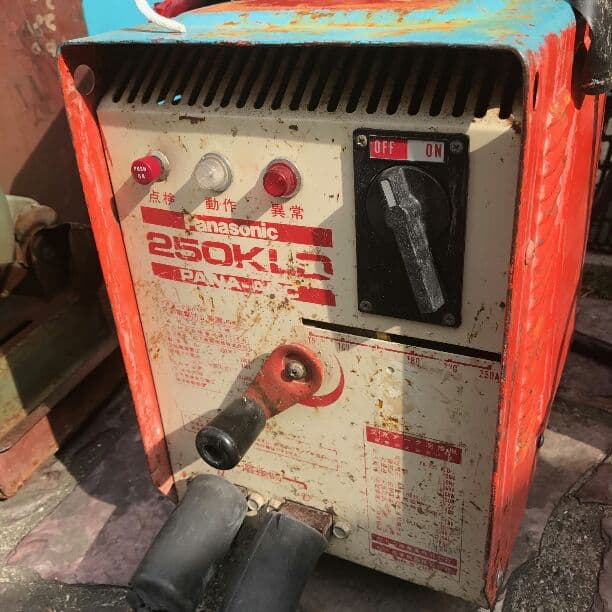 溶接機、高速カッター、ガス溶接(ゲイジ)、工具