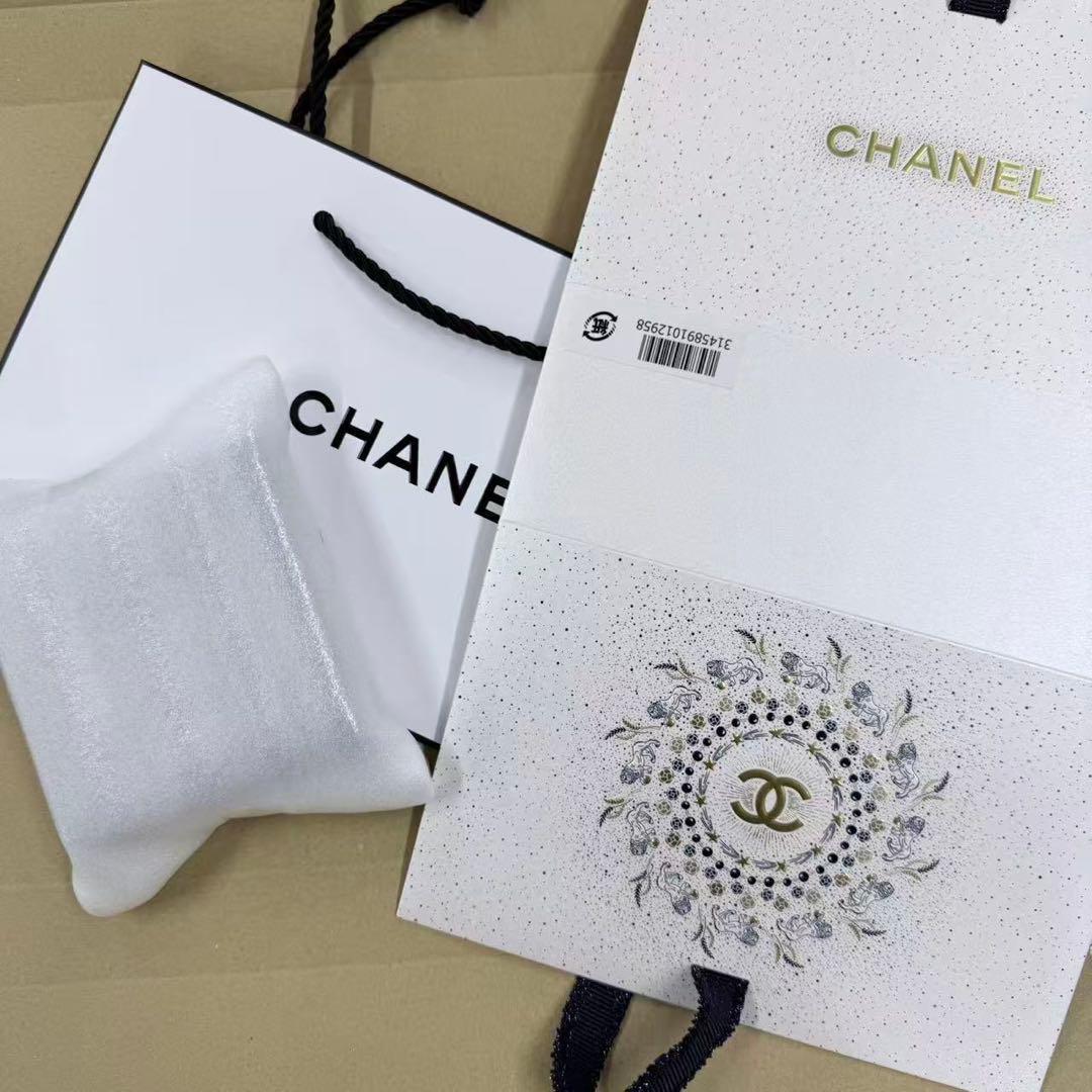 CHANELレキャトルオンブル３９７【2025年】【限定品】