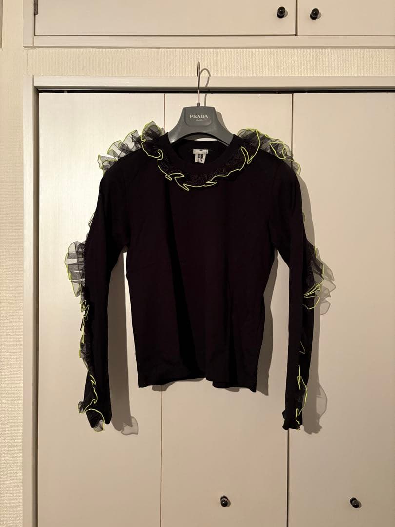 noir keininomiya フリル付き黒長袖トップス