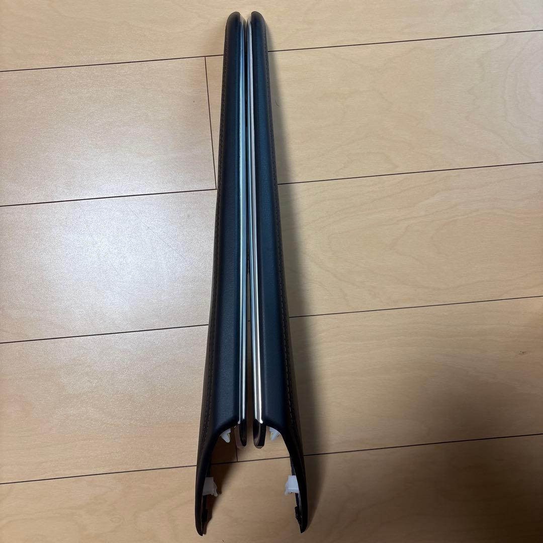 マツダ　コンソールガーニッシュ　内装パーツ 合皮