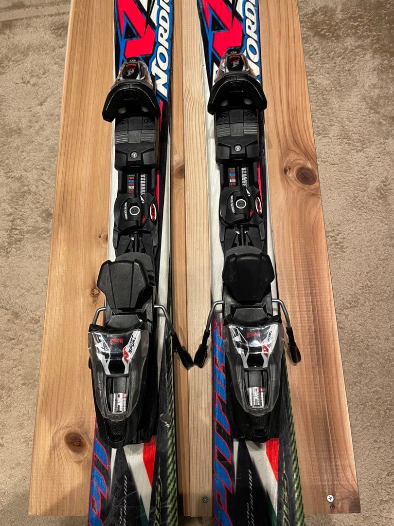 最終値下げ！ノルディカ SPITFIRE 99 ショートスキー