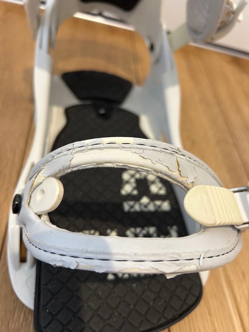 UNION スノーボードビンディング ホワイト　L