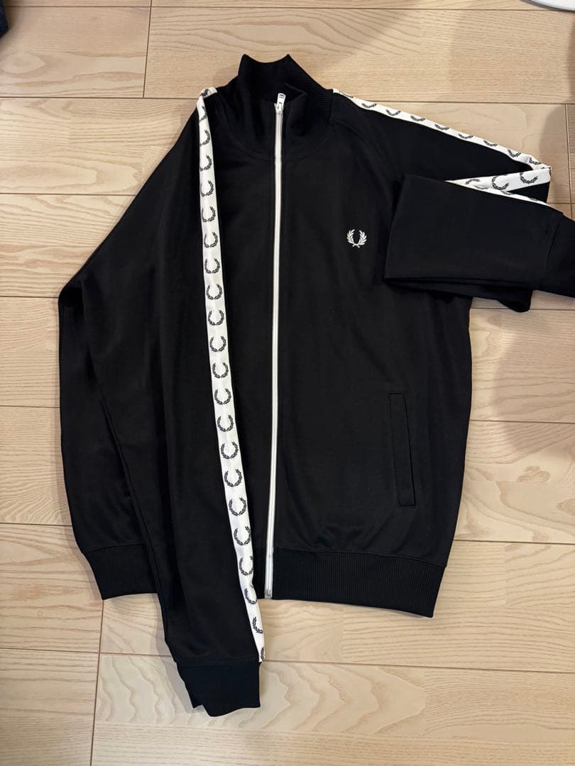 フレッドペリー　トラックジャケットL