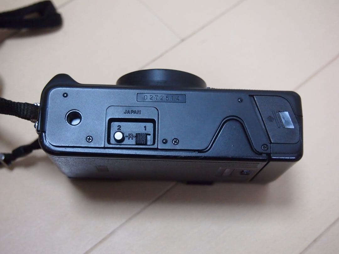 動作品 Nikon L35AF ピカイチ コンパクトフィルムカメラ