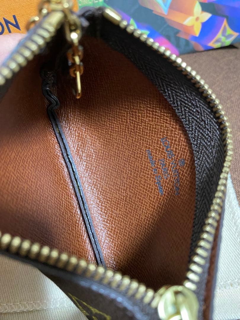 ルイヴィトン モノグラム　ケース