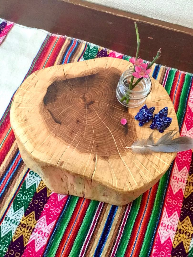 完売　天然楢の木で作成【表は森を感じられるミニちゃぶ台！裏は薪割り台に！】