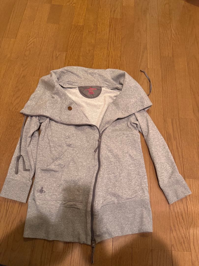 グレー フード付き パーカー