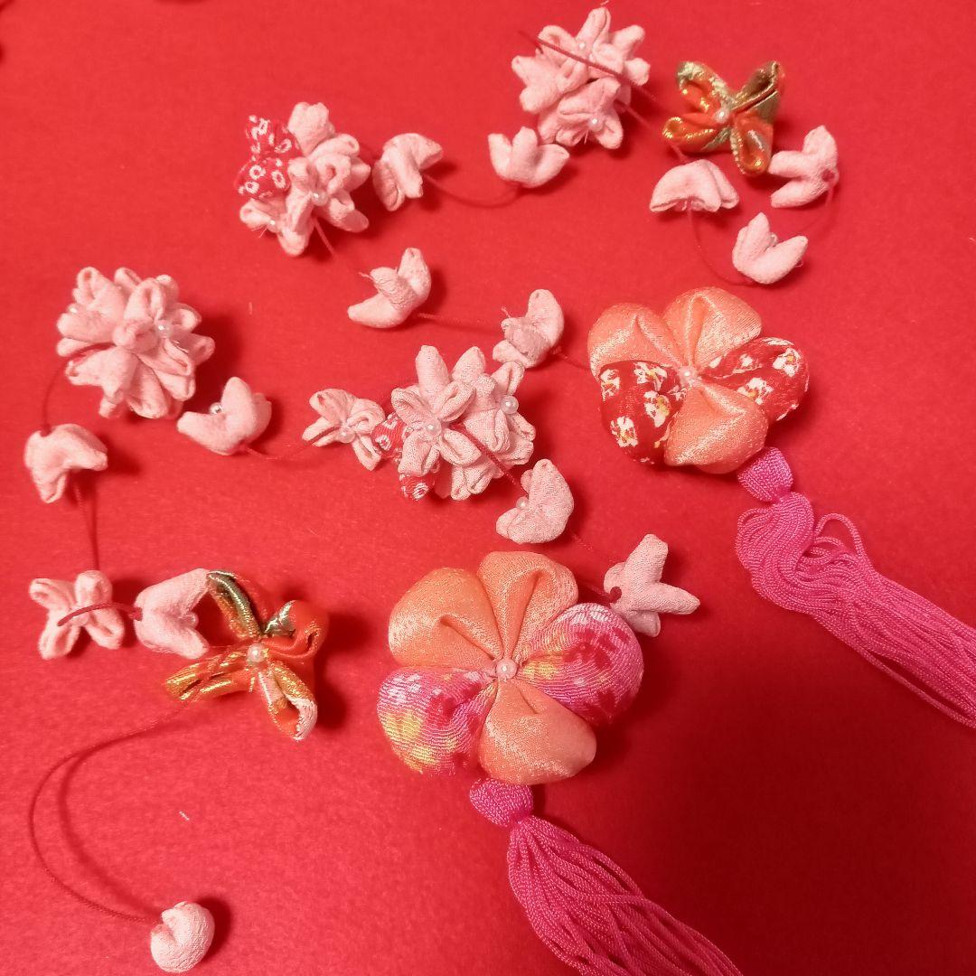 ちりめん細工♪ふんわりピンクのつるし飾り